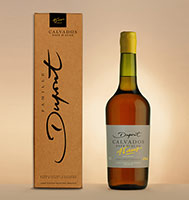 Bottle with box: Calvados 45 years unreduced Bottle with box: Calvados 45 years unreduced